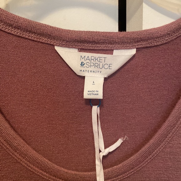 NWT Market & Spruce maternity top - Picture 2 of 5